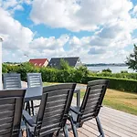 Seaside Serenity In Vemmingbund-by Traum Holiday home